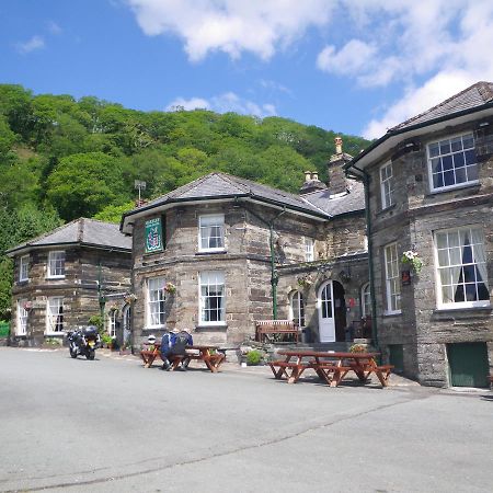 The Oakeley Arms Hotel Maentwrog Exterior foto